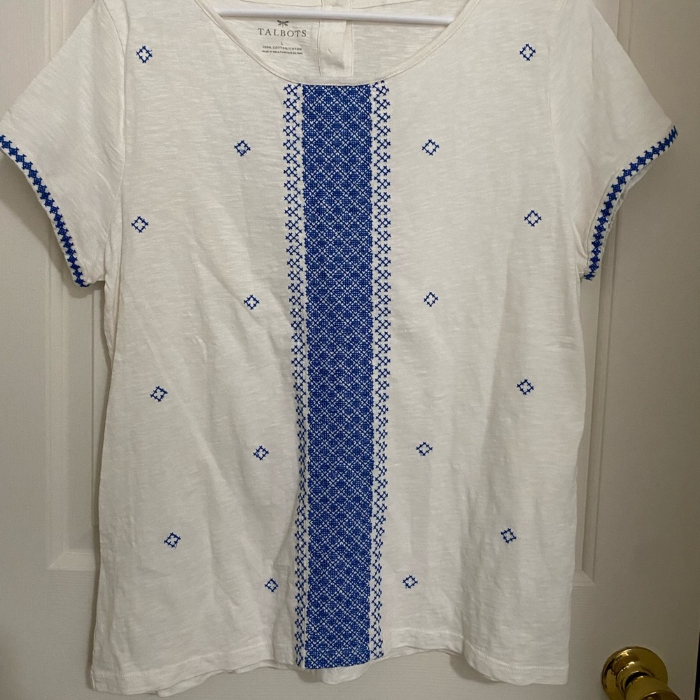 Talbots Size Large White Short Sleeve Blue Striped Embroidered Top Shirt